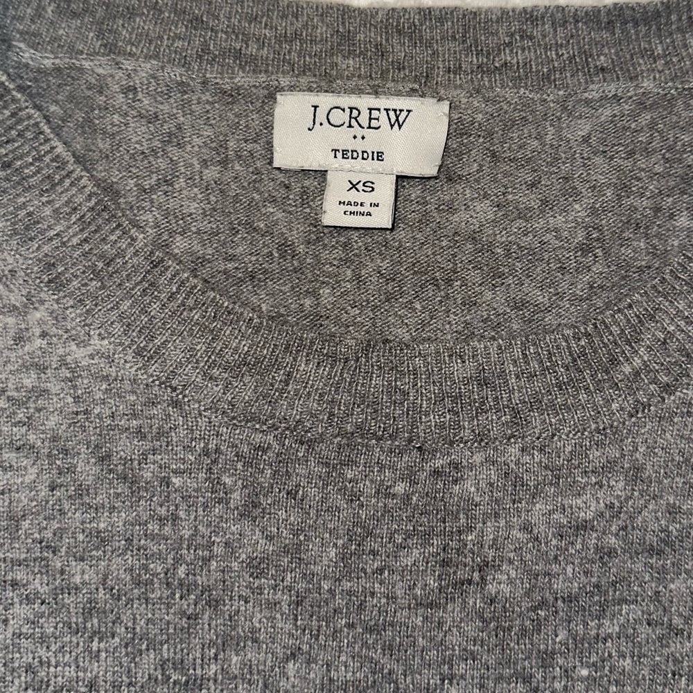 J. Crew Gray Crew Neck Sweater Soft and Cozy Teddie Sweatshirt - Picture 7 of 8